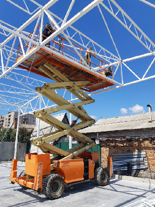 Пиканиска фото, фото ножничный подъемник, фото коленчатый подъемник ...