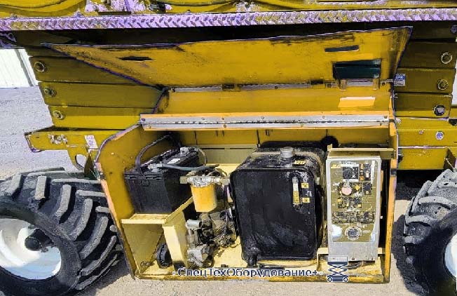 JLG 26MRT отсек с гидравликой